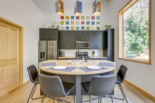 New Castle House | New Castle Getaway with Grill and Mountain Views!