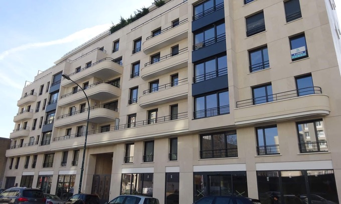 Colombes Apartment | New, comfortable apartment in COLOMBE (92) on R+1 with elevator