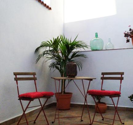 Sauzal Apartment | New comfortable apartment, garden and private terrace