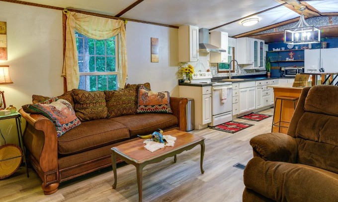 New Concord House | New Concord Vacation Rental Near Kentucky Lake