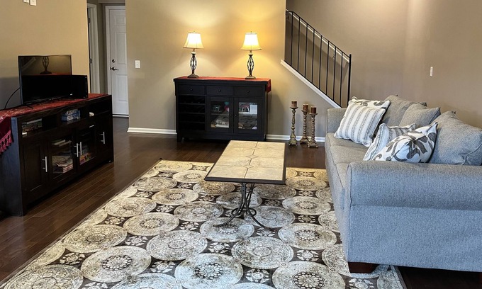 Saline House | New Construction 3 BR- 3.5 BA Ann Arbor U of M Football