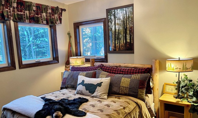 Land O Lakes House | New Construction, secluded home on Black Oak Lake with Panoramic Lake Views