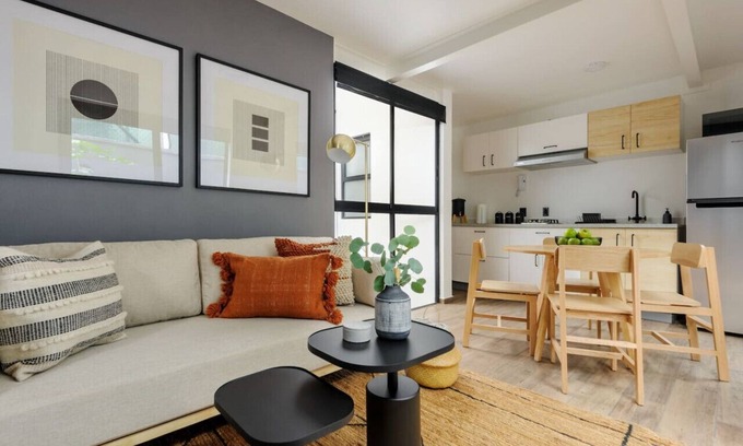 Roma Norte Apartment | New! Contemporary chic apt w. balcony | Casa Malva