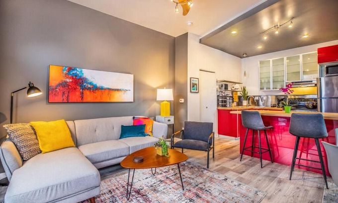 Central City Villa | New Contemporary Historical Unit from, 5 Star Host