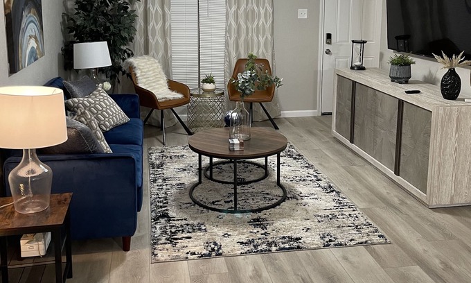 Dallas House | ** NEW Convenient Cozy Home 15 mins from Downtown Dallas