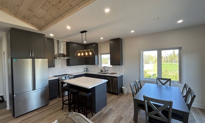 Miller Lake Cottage | New Cottage Near Tobermory
