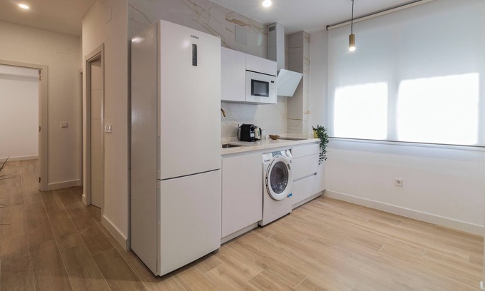 Las Huertas Apartment | New cozy apartment next to Santa Justa and Airport