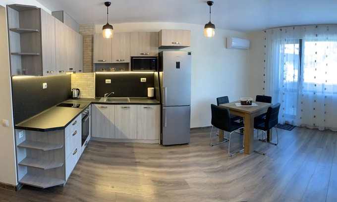 Plovdiv Center Condo | New Cozy City Central