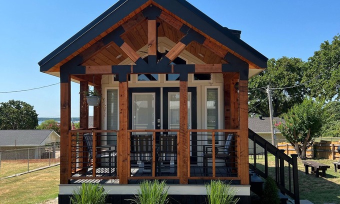 Kingston Cottage | New Cozy Cottage on Lake Texoma