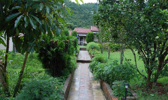 Madhyapur Thimi Hotel | New Dakshinkali Village Resort