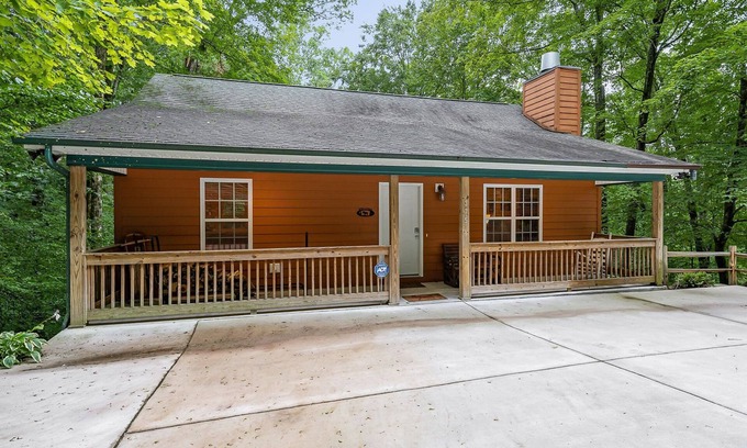 Smithville Cabin | NEW! Deer Lake Lodge Near Center Hill Lake