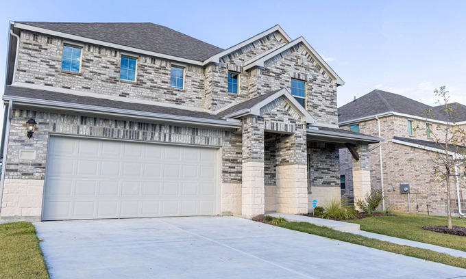 Royse City House | “New” Designer Home | 35 Minutes To Downtown Dallas