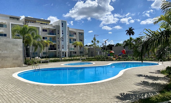 Llanos de Gurabo I Apartment | New 3 BR/2BA Apartment with A/C, wifi and pool!