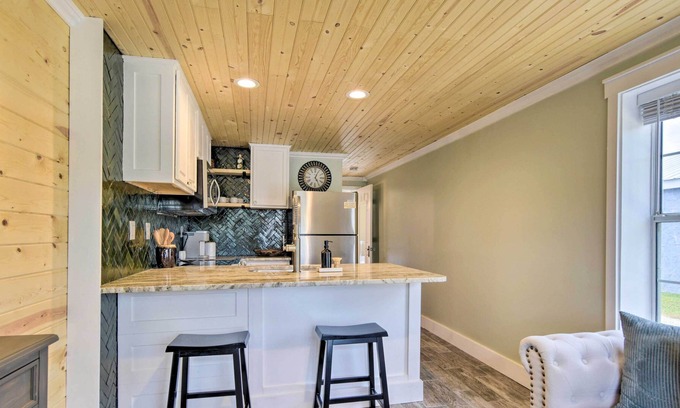 Panama City House | NEW! Dog-Friendly Getaway < 1 Mi to Boat Launch!