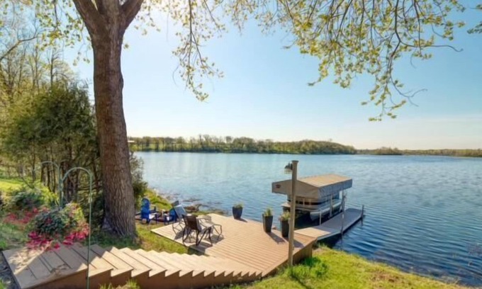 Frazee House | New! Eagle Lake 4 bedroom Retreat