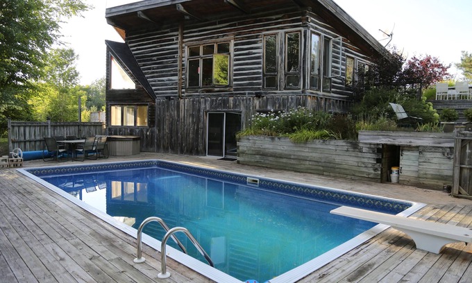 Markdale Resort | New Earth Estate eco retreat B&B