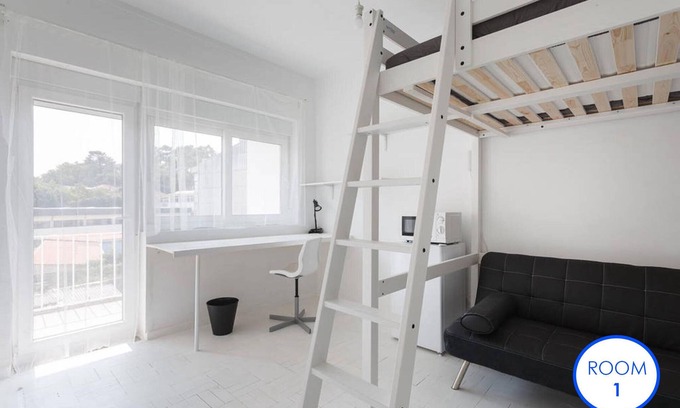 Paranhos Apartment | New! Entire Apartment of 6 bedrooms, near Metro