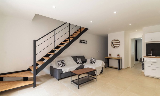 16th Arrondissement House | NEW FAMILY HOME IN THE HEART OF L'ESTAQUE