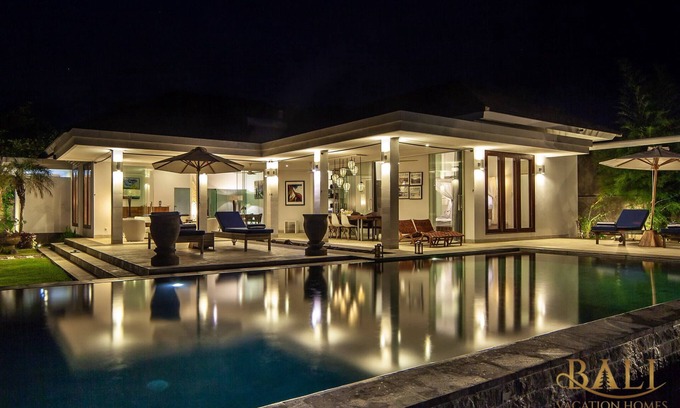 Umeanyar Villa | New for rent: Luxury Modern Design Villa With Amazing View