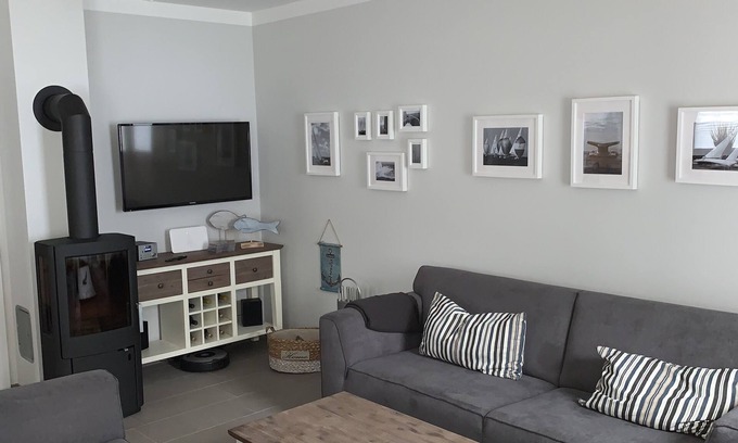 Juliusruh House | New from 06. 01. 20 - Parkkoje - with sauna, fireplace, W-Lan, about 200 meters from the beach