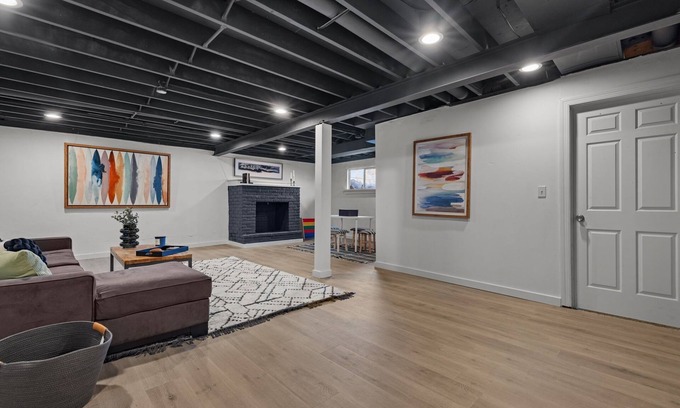 Rock Hill House | New! Fully Renovated Family/Pet Friendly 4BD in Great Central Location!