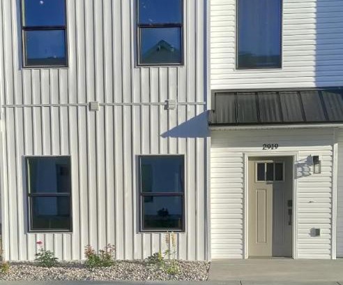 Ammon Apartment | New furnished townhome - Near shopping - Self Check-in
