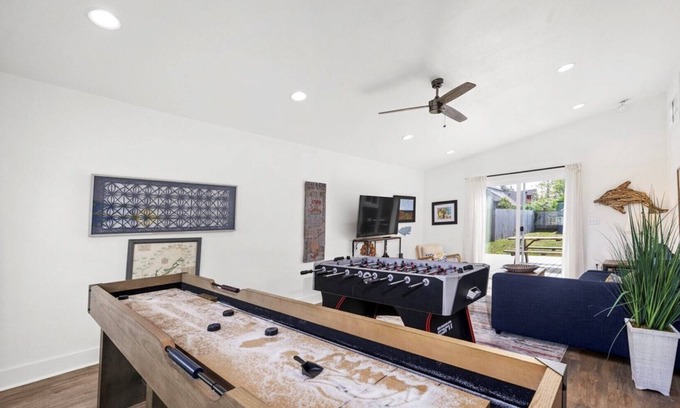 Ocean Park House | NEW! Game Room, Dogs Ok, Walk to Beach (Breakaway)