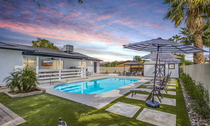 La Paz At Desert Springs House | New | Heated Pool, Jacuzzi, Casita | Near Kierland