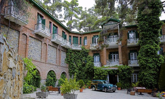 Platres Hotel | New Helvetia Historic Hotel