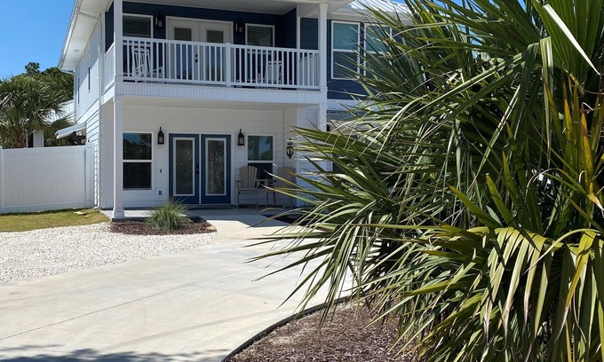 Bel Air House | New Home (2022) located between Gulf and Grand Lagoon - 5 min walk to Beach