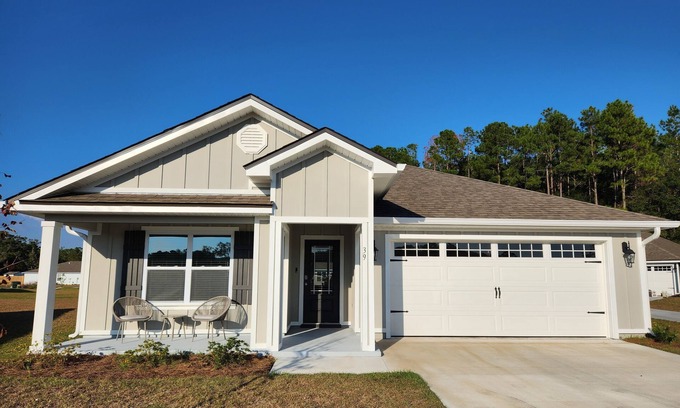Crawfordville House | New home charm in Crawfordville