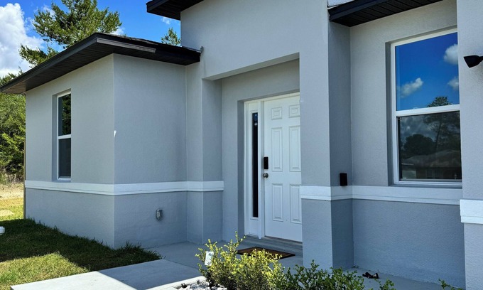 Ocala House | New Home - Fenced Yard -Patio - Hammock & More! UNFORGETTABLE STAY