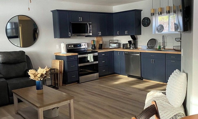 Versailles House | New Home w/Million Dollar Lake View & Dock - Sleeps 6-8 w/AC and fast WiFi