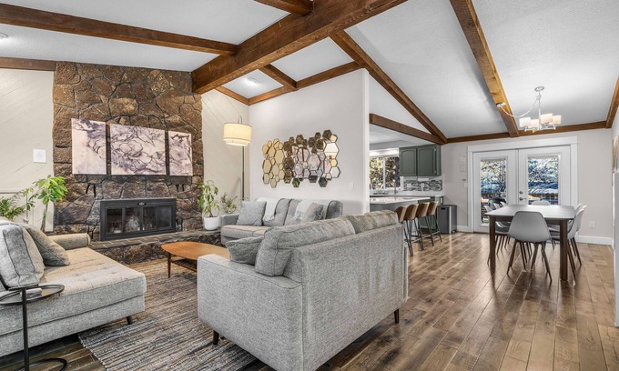 Mountain View District House | New! Hot Tub ~ Foosball ~ Bonus Room ~ Dog Friendly ~ AC!