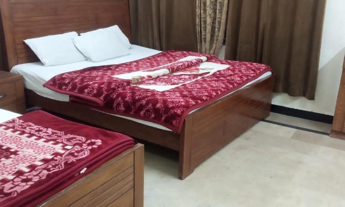Faisalabad Hotel | New Hotel Grand Faisalabad