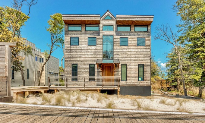 Fire Island Pines House | New House: 3 bedrooms with Pool, WiFi, A/C, Bay Views & Rooftop Deck in FI Pines