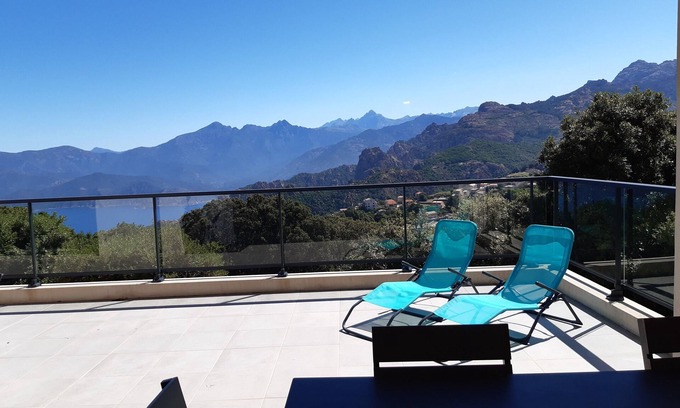 Piana House | New house facing the calanques of Piana