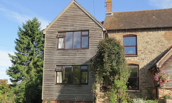 Neenton Cottage | NEW HOUSE FARM ANNEXE