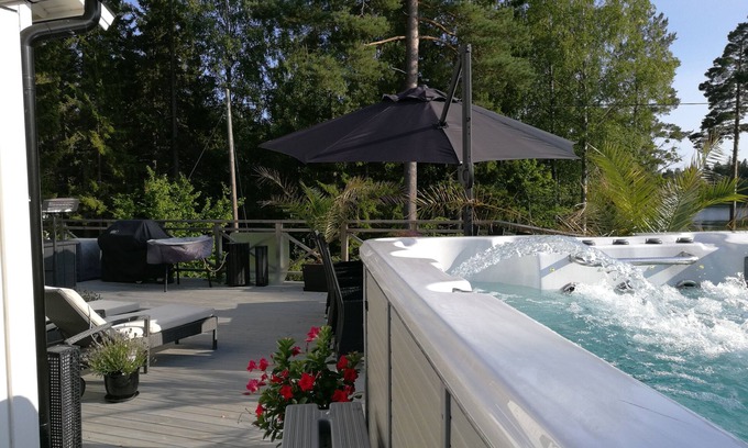 Finnholmen Villa | New House in Archipelago, Heated Jacuzzi and Pool with a Large Terace of 150 sqm