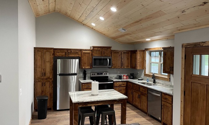 Amity House | New House Near Lake Greeson-118 Anderson Loop-No Minimum Night Requirement