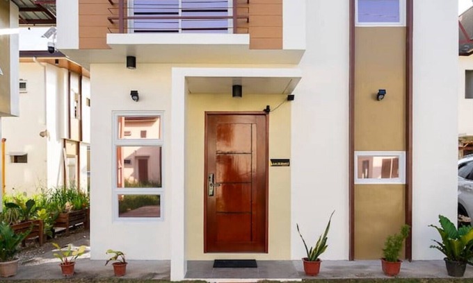 Dao House | New House in Dauis with airport transfer