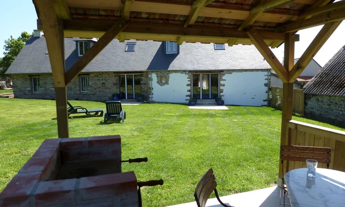 Plourin House | New in Finistere - Gîtes l'Authentik- "La Grange"
