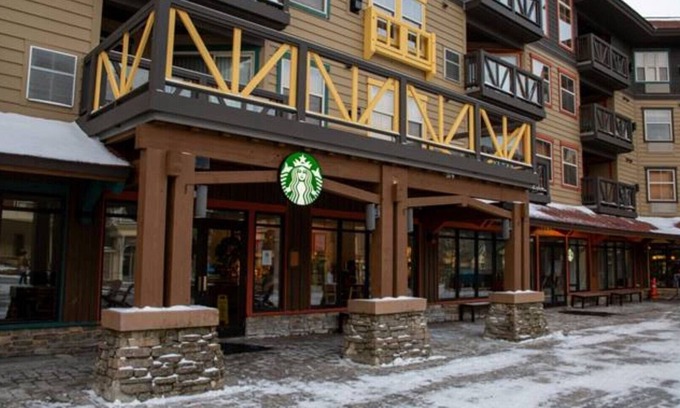 Snowshoe Condo | NEW! In Village with Private In /Out Entrance Completely Renovated Sleeps 6!