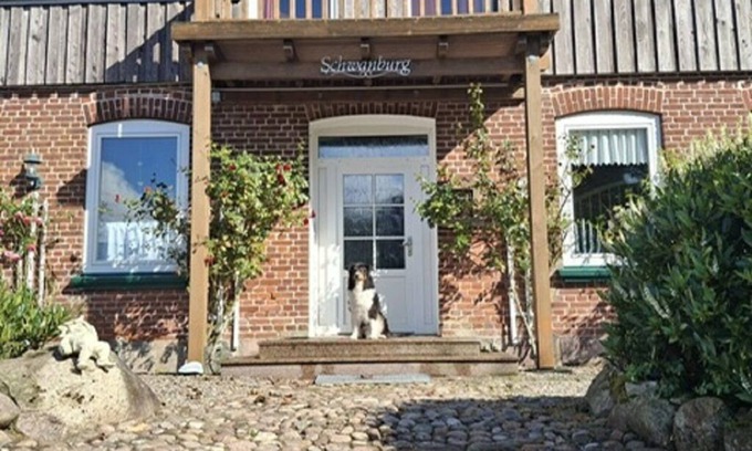 Esgrus House | NEW - Large, cozy vacation home Schwanburg - 10 min. drive to the Baltic Sea beach