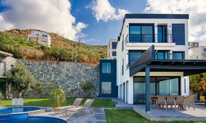 Mentese Villa | New large villa with amazing panoramic sea view