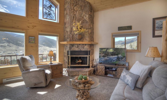 Creede House | New Listing! 3-story Mountain Cabin - Breathtaking Views - Large Deck