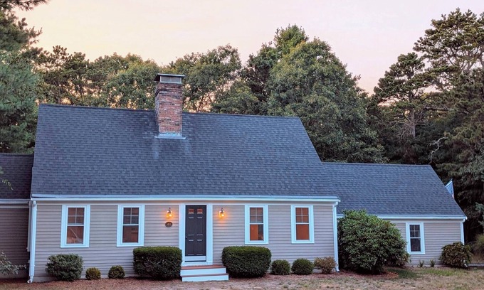 Cotuit House | New Listing! Book Your Perfect Fall Cape Cod Getaway