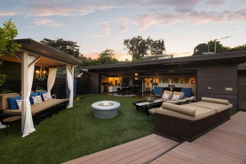 Los Angeles House | New Listing Burbank Bungalow by Colby&Conrad