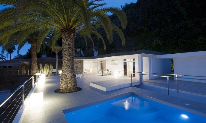 Los Gomez House | NEW LISTING! Casa El Balcon Pequena