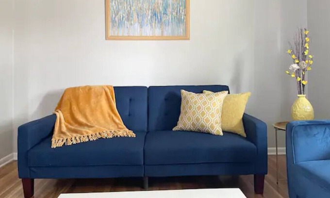 Greenwood House | New listing in Downtown Greenwood, Sleeps 10!